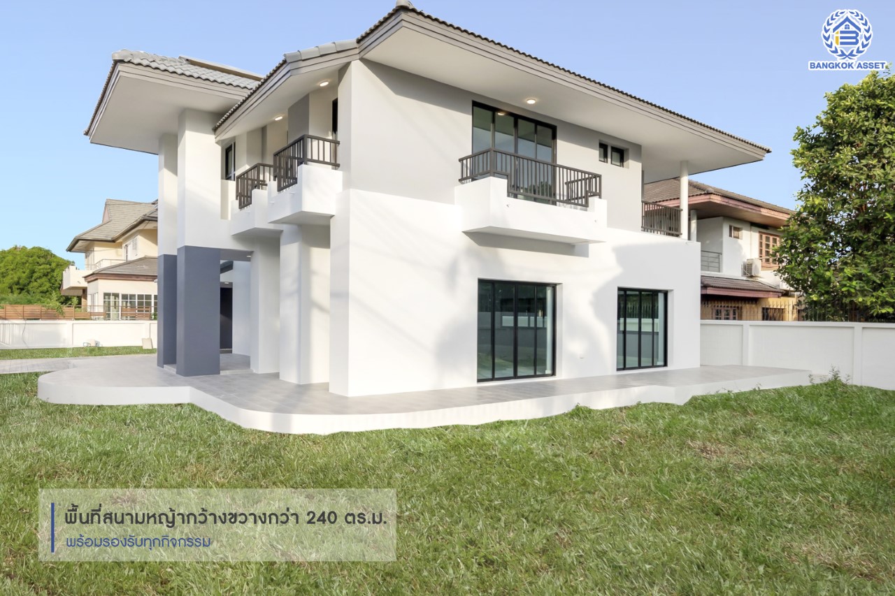 คฤหาสน์มือสองตกแต่งใหม่ โครงการ อักษรา พุทธมณฑลสาย3-บรมราชชนนี ตกแต่งหรูหรา เนื้อที่ 147 ตร.ว. พื้นที่ใช้สอยมากถึง 455 ตร.ม.!! ฟังก์ชันจัดเต็ม 4 ห้องนอนขนาดใหญ่ 5 ห้องน้ำ 1 ห้องแม่บ้าน จอดรถได้ 2 คัน พร้อมพื้นที่สนามหญ้าด้านข้างกว้างถึง 240 ตร.ม. บนทำเลเชื่อมต่อหลายเส้นทาง ใกล้เซ็นทรัลศาลายา, ม.มหิดล ทางคู่ขนานลอยฟ้าบรมราชชนนี และรายล้อมด้วยสิ่งอำนวยความสะดวกครบ!